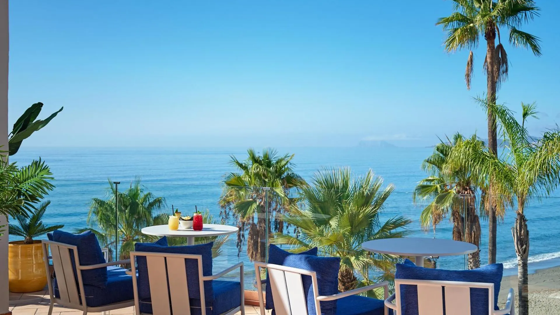 H10 Estepona Palace 4*,
